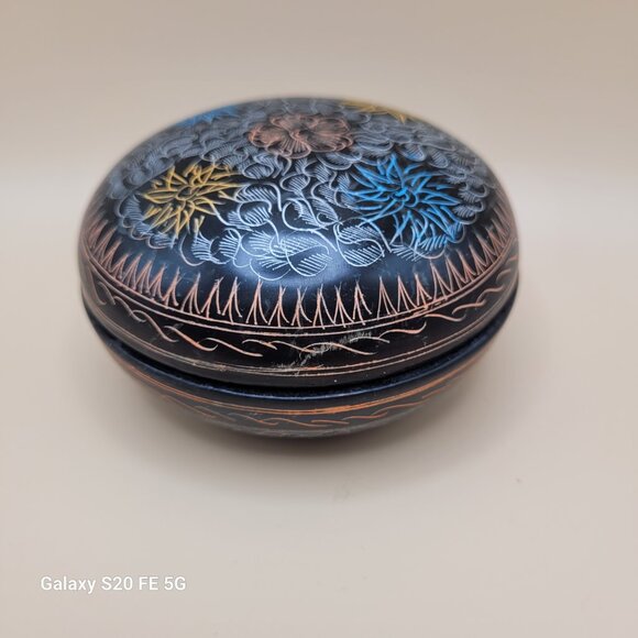 Lacquer Russian Trinket Box Hand Painted Flowers Blue Yellow Pink 4" - Vintage - Picture 7 of 7